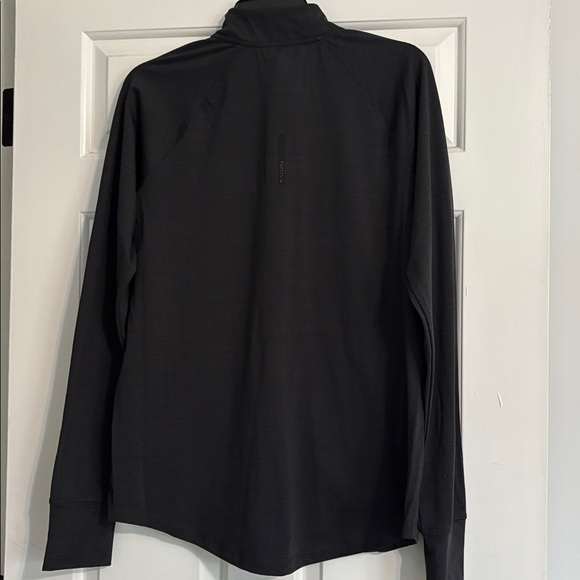 Reebok Black Full-Zip Jacket - Picture 4 of 4